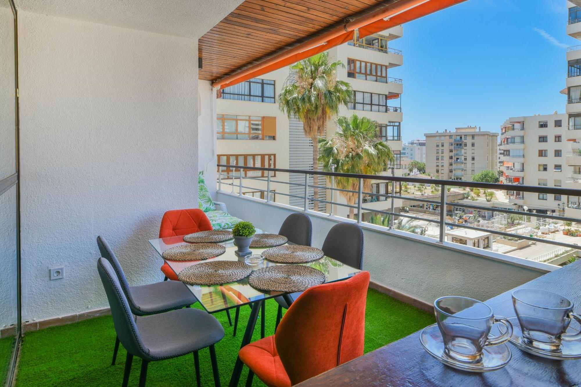 Nogalera Party&Beach Select Torremolinos Exterior photo